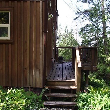 Secret Cove Cottage Suites Halfmoon Bay Buitenkant foto
