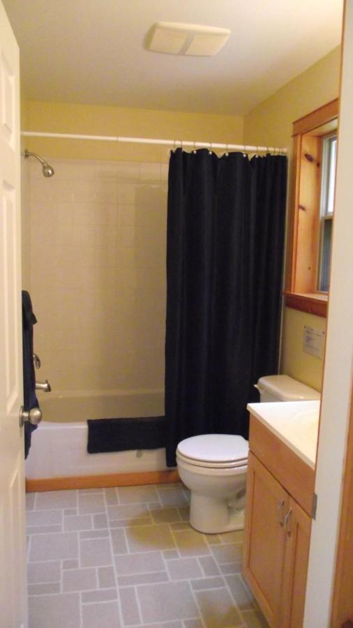 Secret Cove Cottage Suites Halfmoon Bay Buitenkant foto